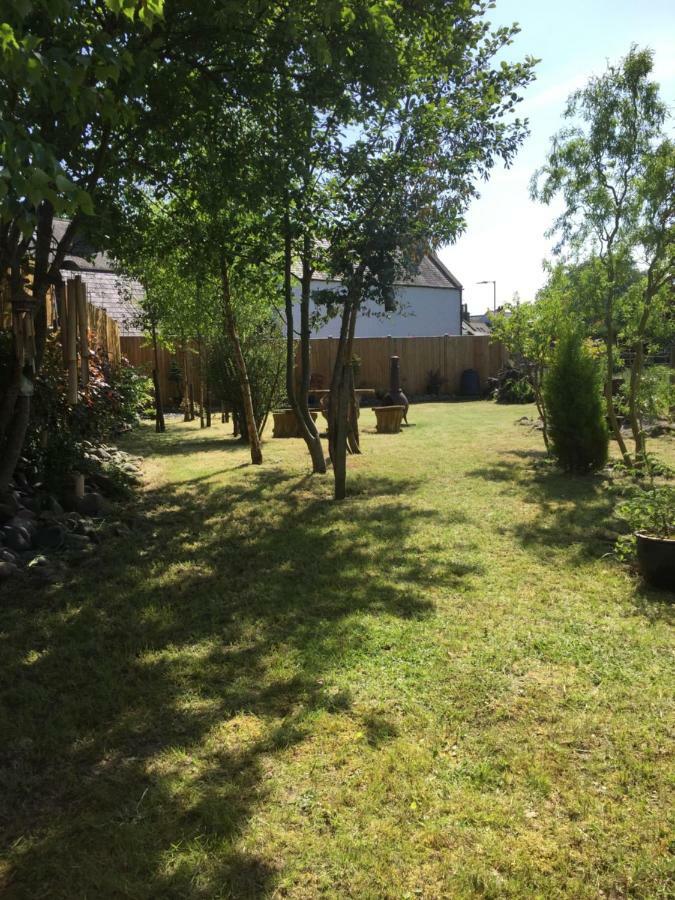Vollie House With Hot Tub, Sauna & Log Burner Penpont Bagian luar foto