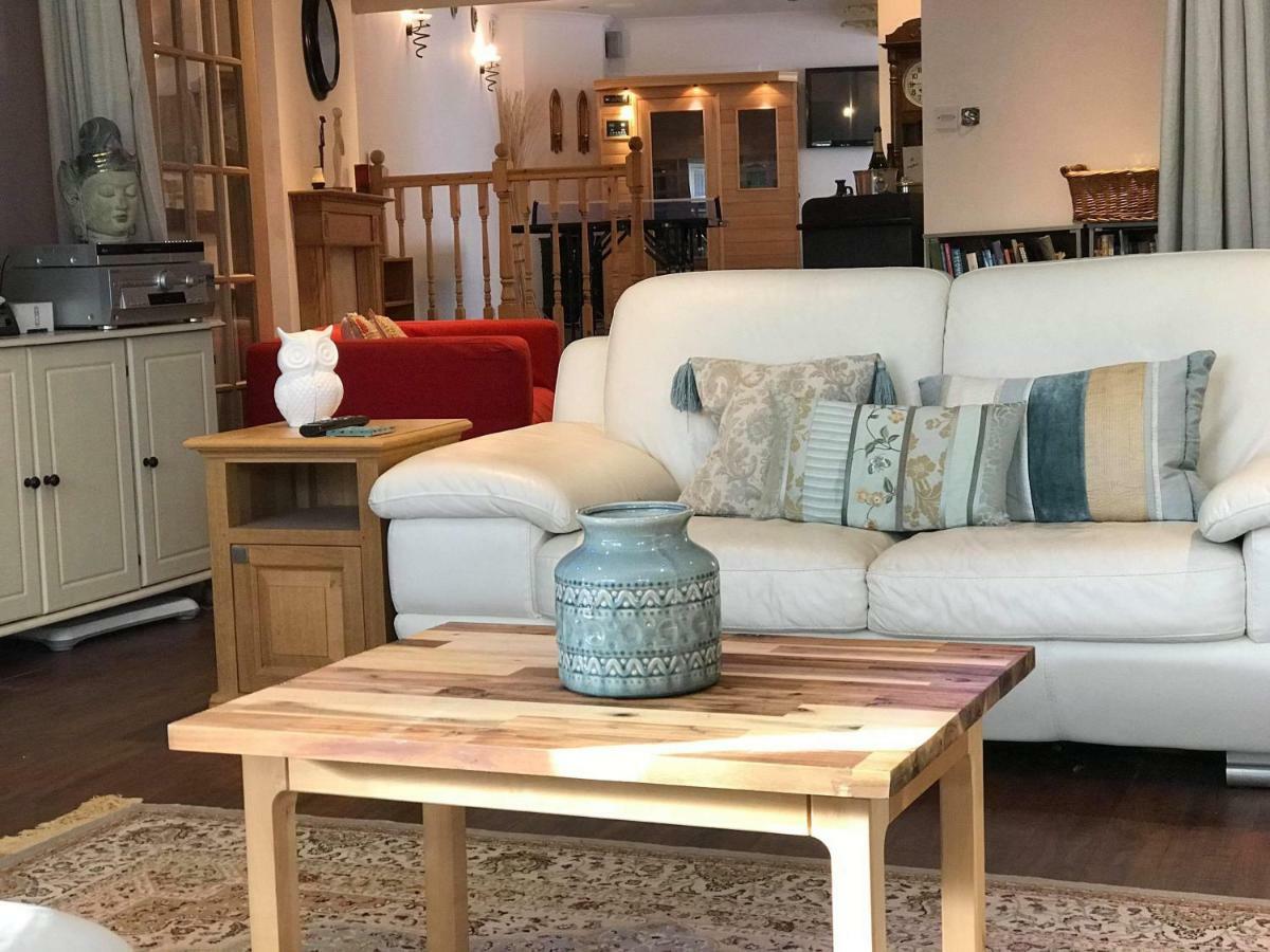 Vollie House With Hot Tub, Sauna & Log Burner Penpont Bagian luar foto