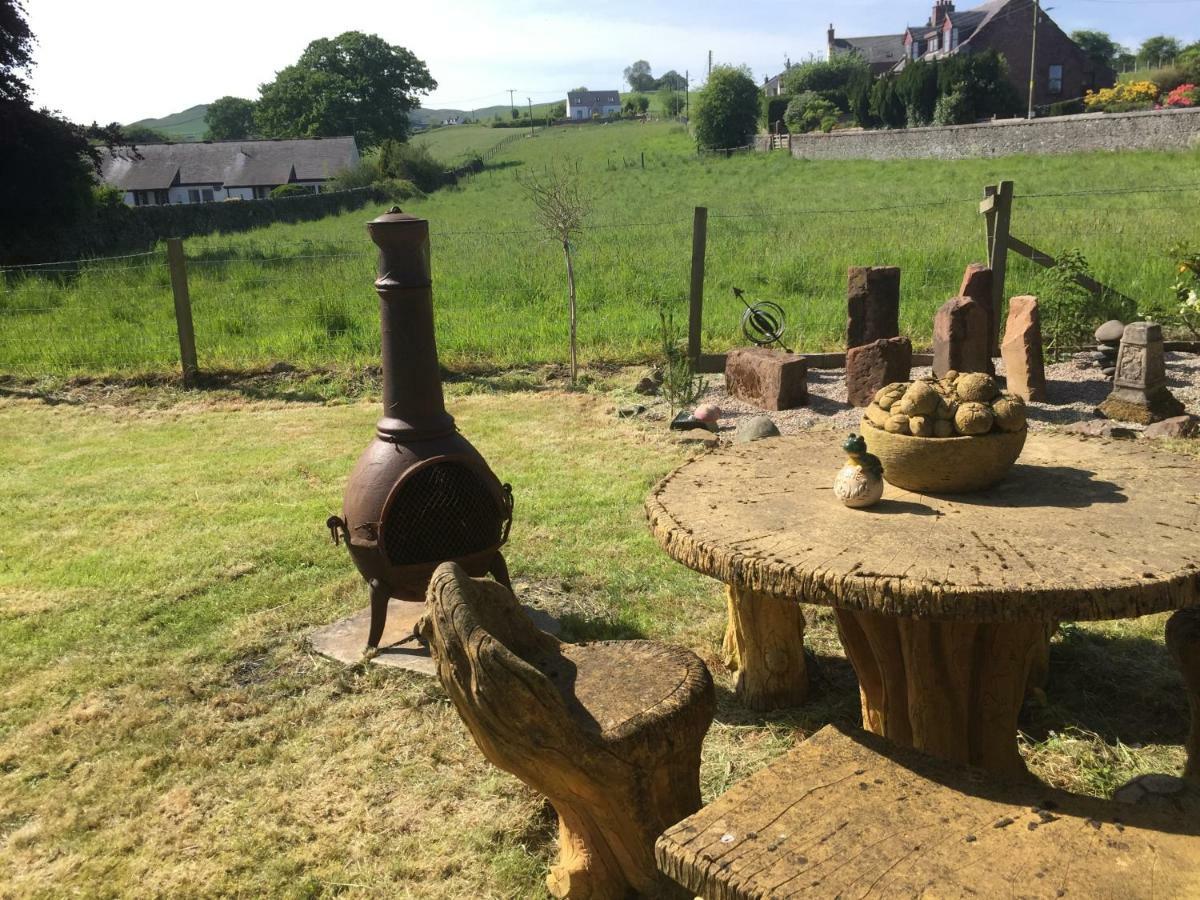 Vollie House With Hot Tub, Sauna & Log Burner Penpont Bagian luar foto
